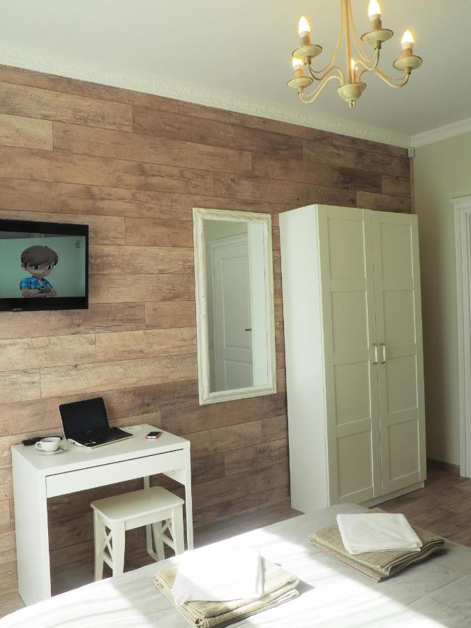Hotel apartamentowy Emi *