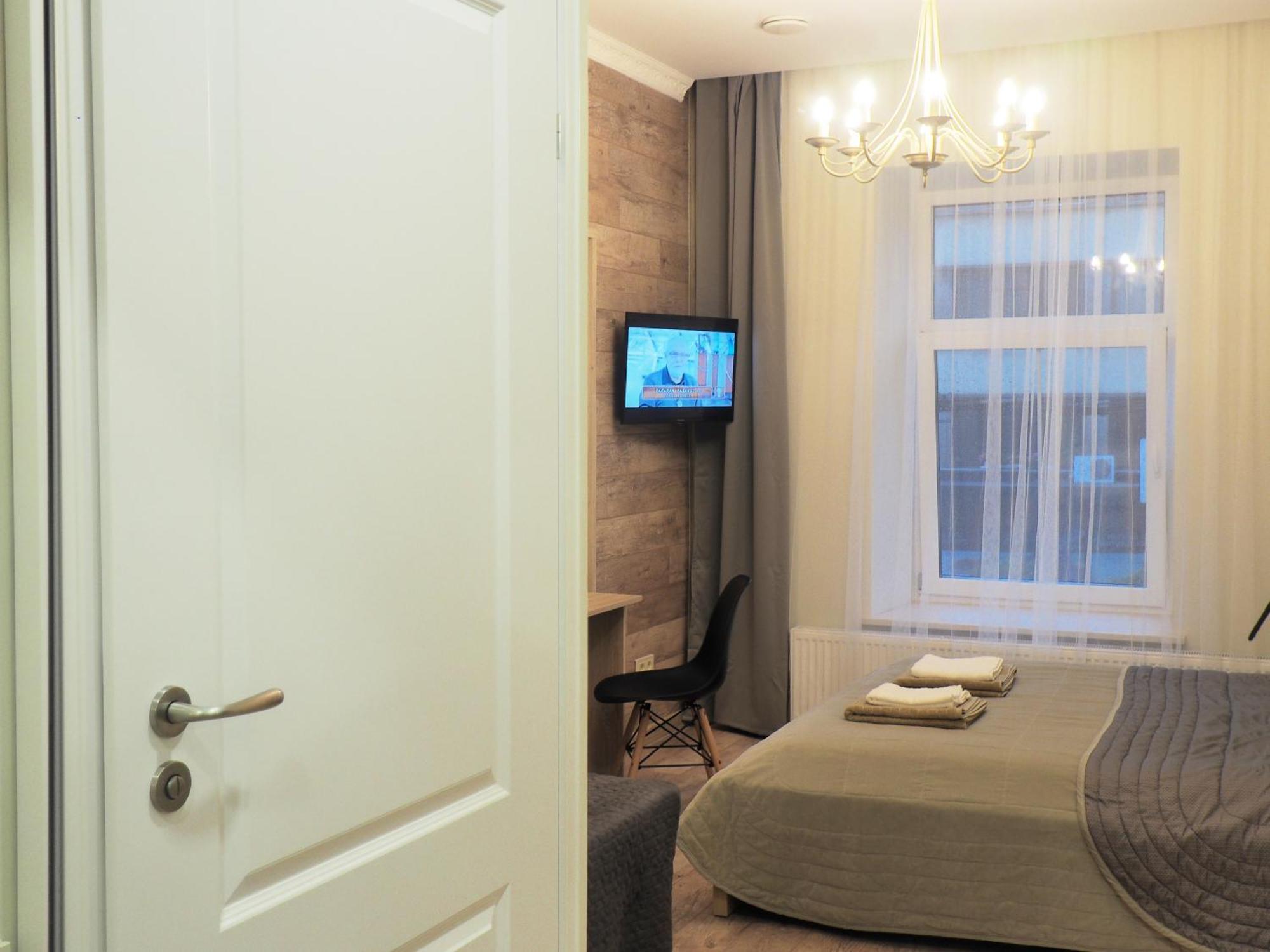 Hotel apartamentowy Emi *
